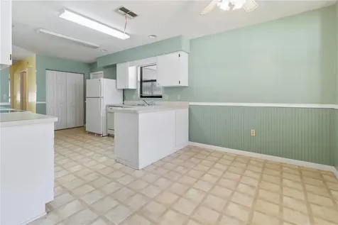 1678 Colonnades Circle N Lakeland FL 33811