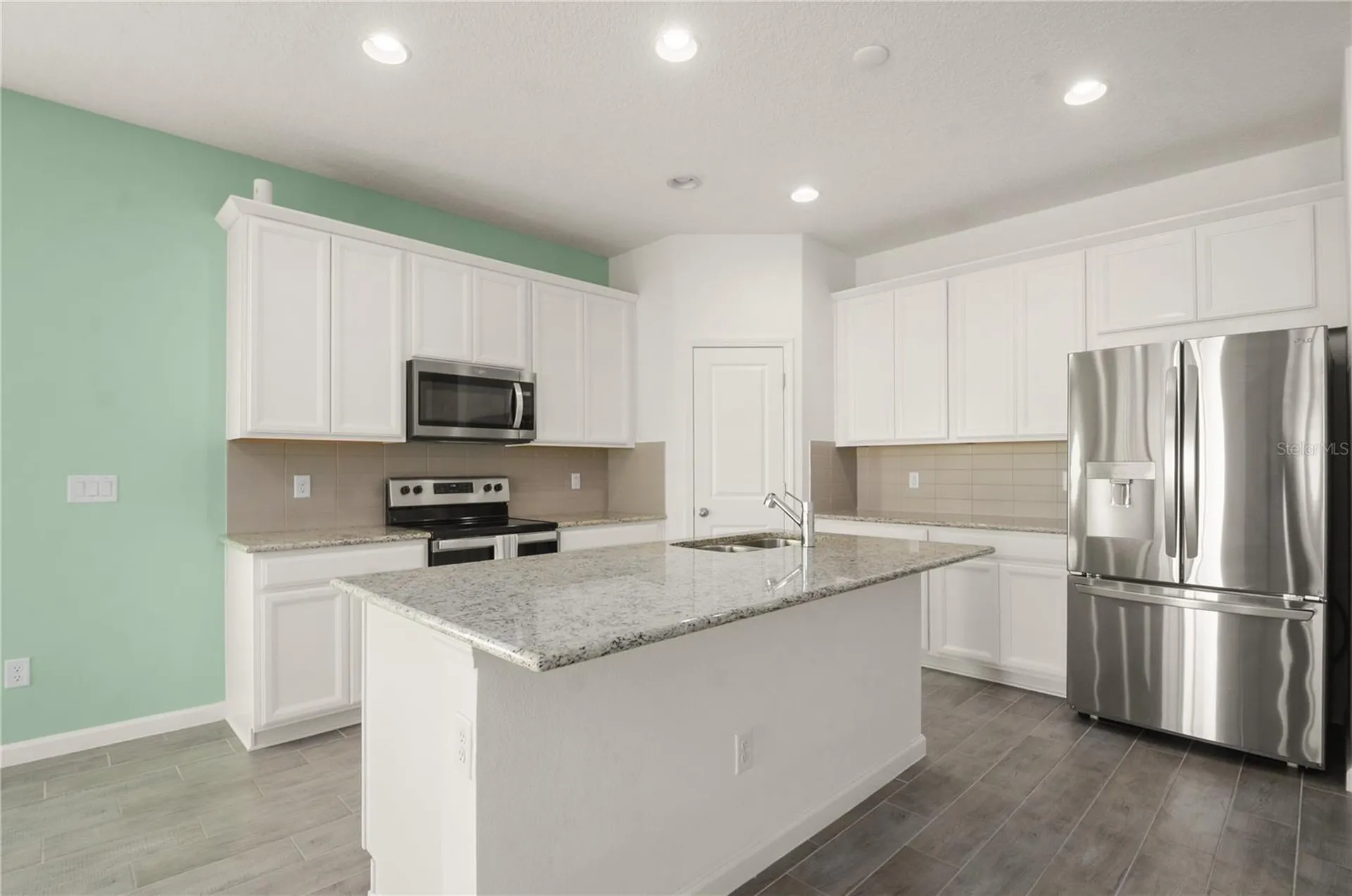 1078 Chelan Falls Drive Deland FL 32724