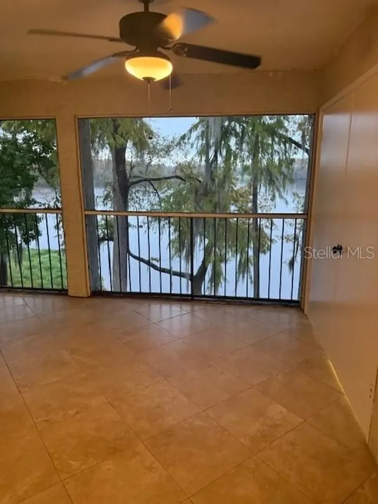 25307 Northlake Drive Sanford FL 32773