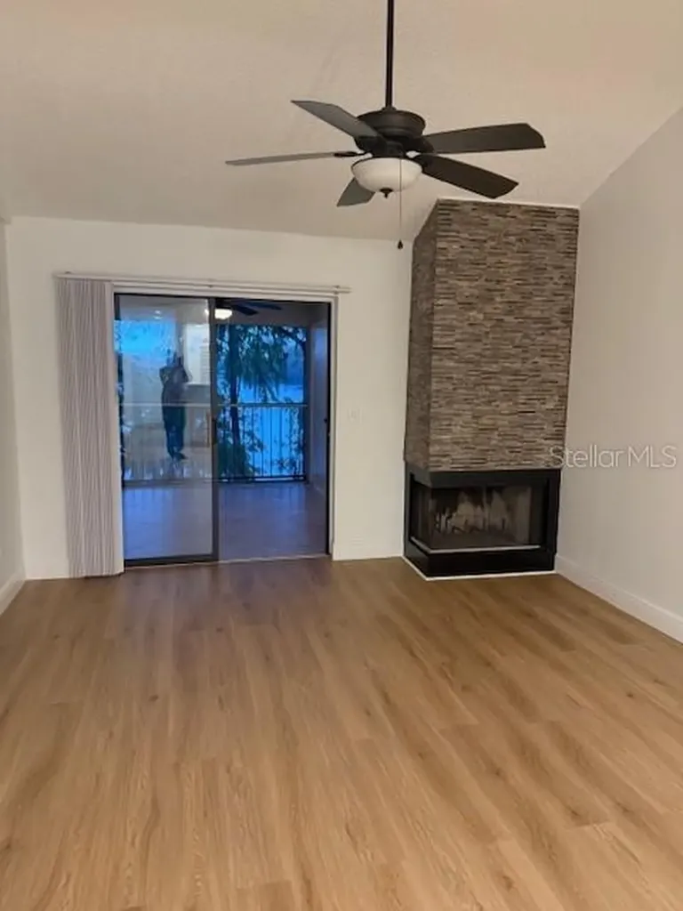 25307 Northlake Drive Sanford FL 32773