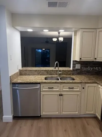 25307 Northlake Drive Sanford FL 32773
