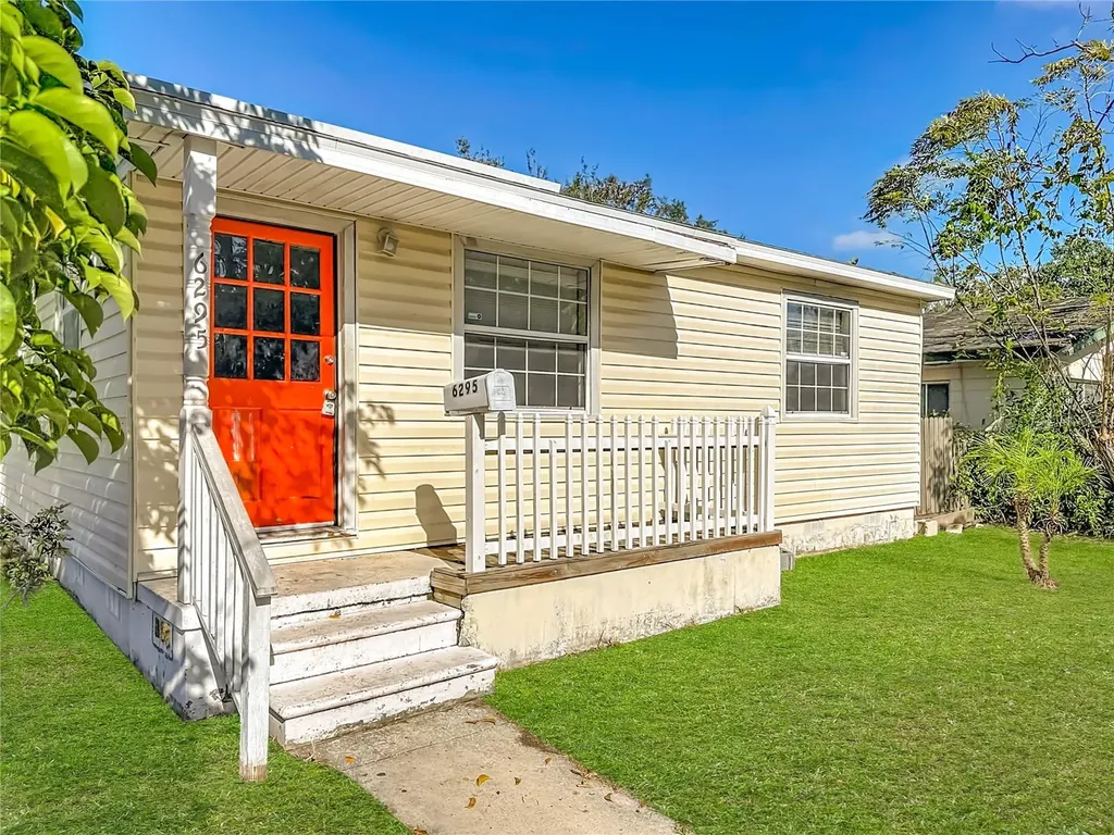 6295 3rd Avenue S St Petersburg FL 33707