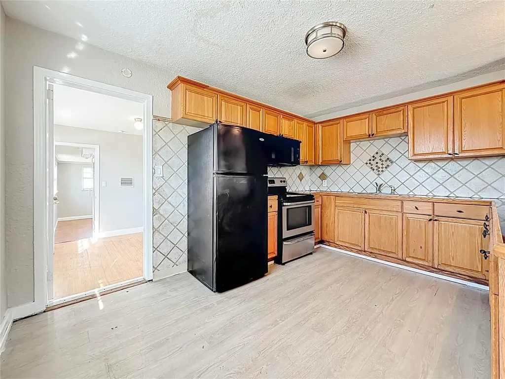 6295 3rd Avenue S St Petersburg FL 33707