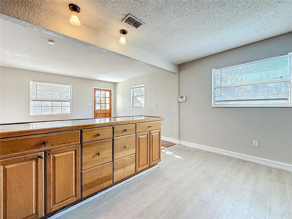6295 3rd Avenue S St Petersburg FL 33707