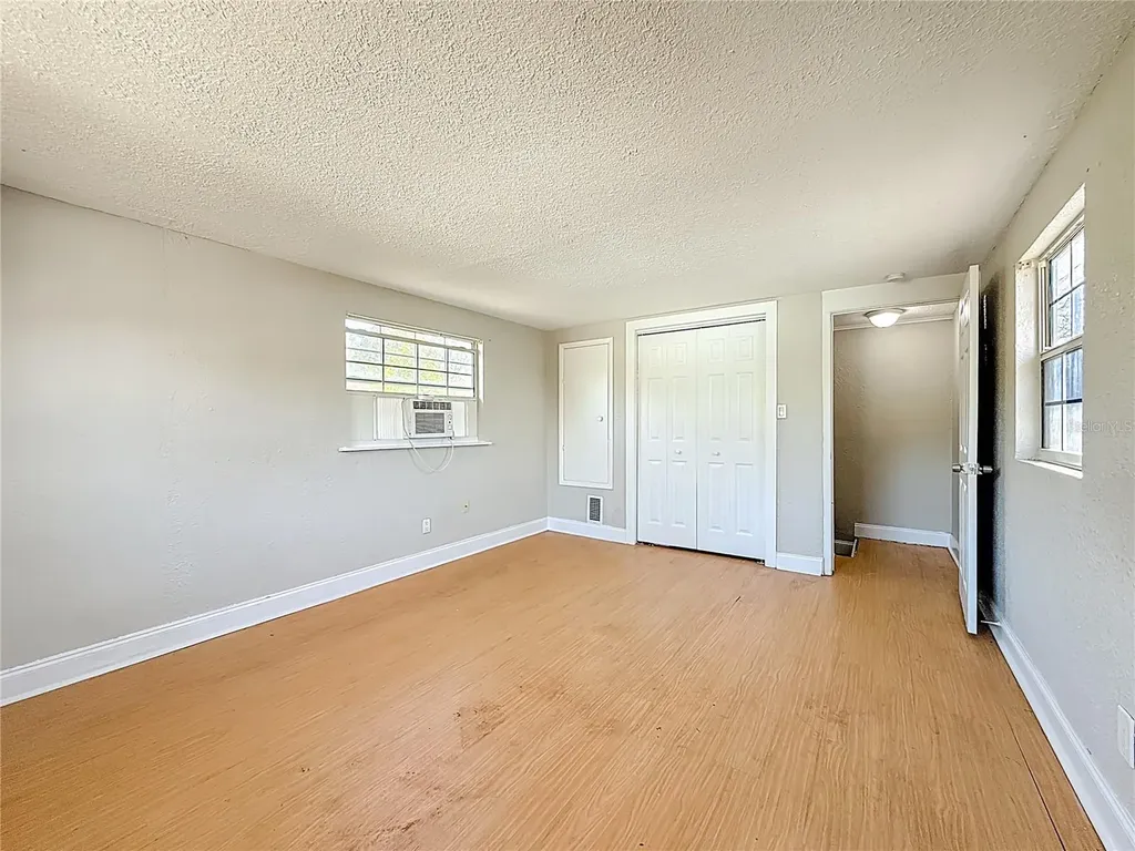 6295 3rd Avenue S St Petersburg FL 33707