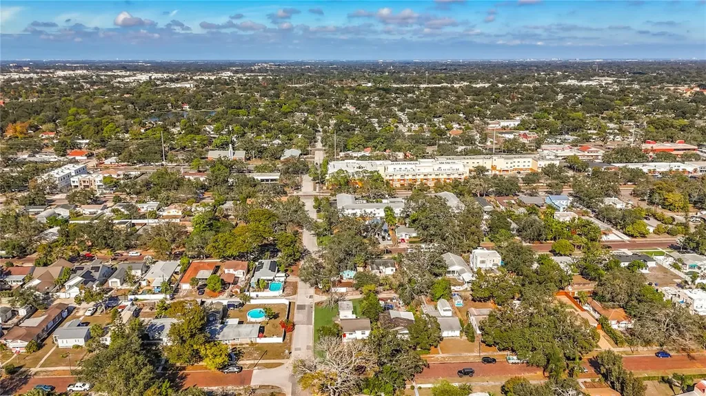 6295 3rd Avenue S St Petersburg FL 33707