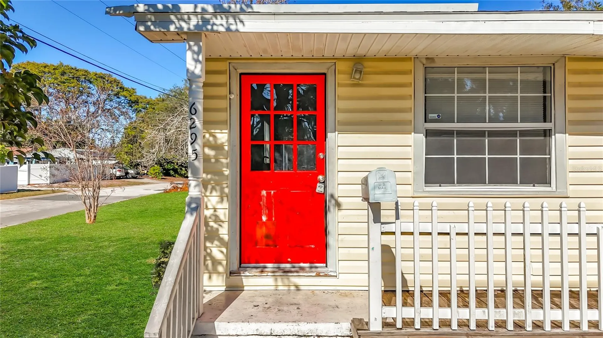 6295 3rd Avenue S St Petersburg FL 33707