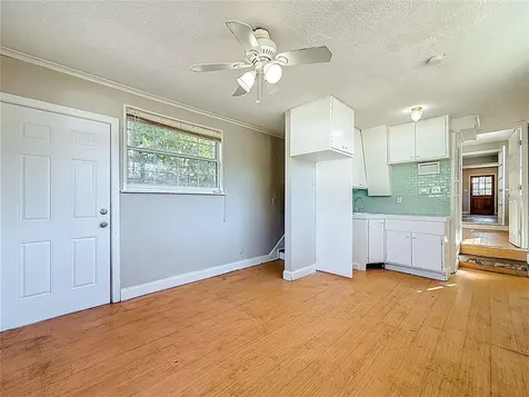 6295 3rd Avenue S St Petersburg FL 33707