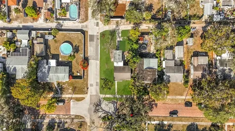 6295 3rd Avenue S St Petersburg FL 33707