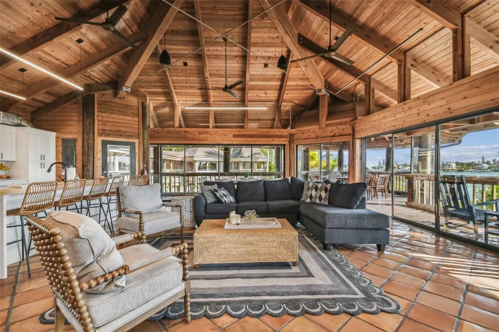 7147 La Lenaire Drive Longboat Key FL 34228