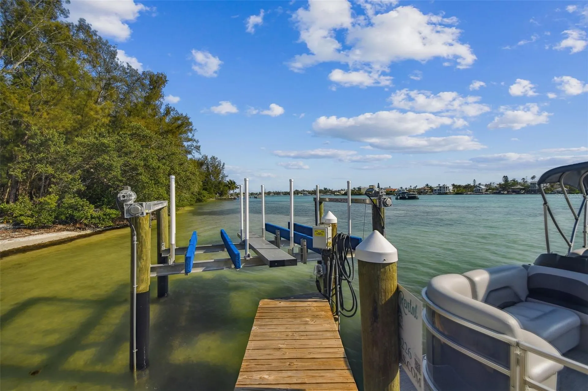 7147 La Lenaire Drive Longboat Key FL 34228