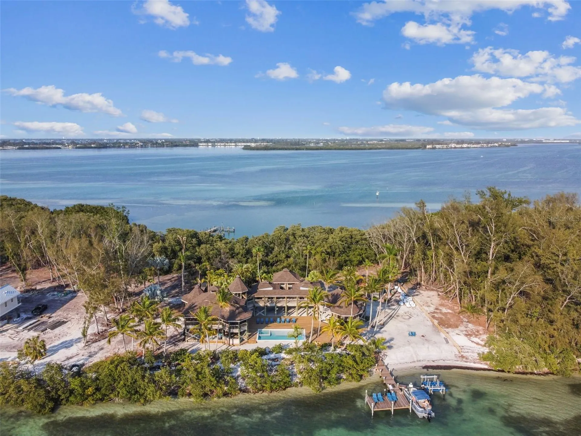 7147 La Lenaire Drive Longboat Key FL 34228