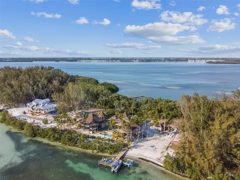 7147 La Lenaire Drive Longboat Key FL 34228