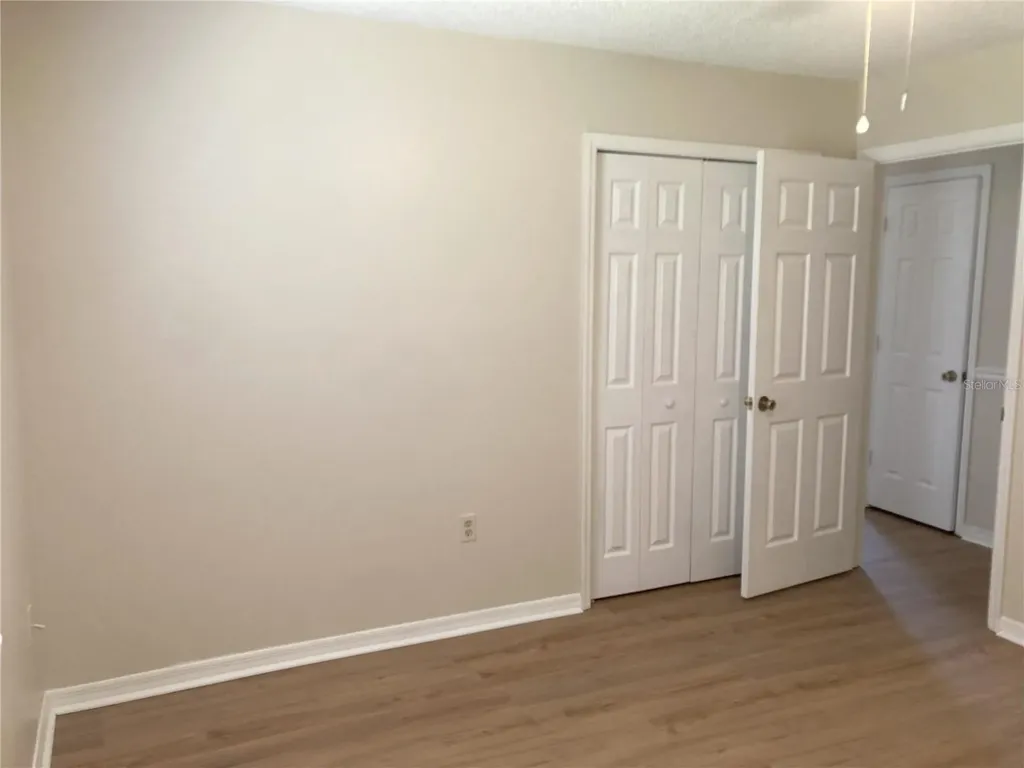 1135 SW Fairfax Glen Lake City FL 32025