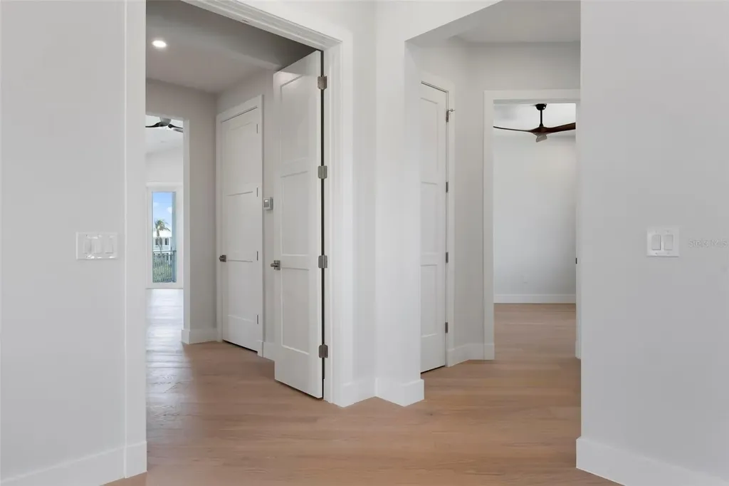 533 Venice Lane Sarasota FL 34242