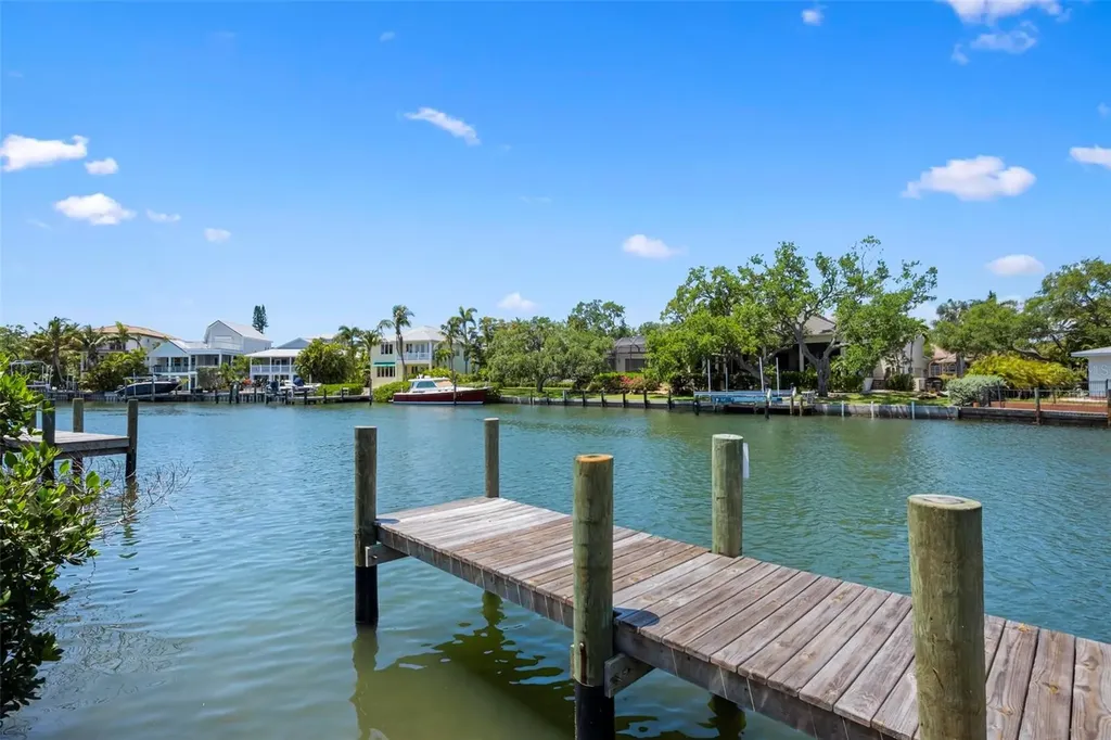 533 Venice Lane Sarasota FL 34242