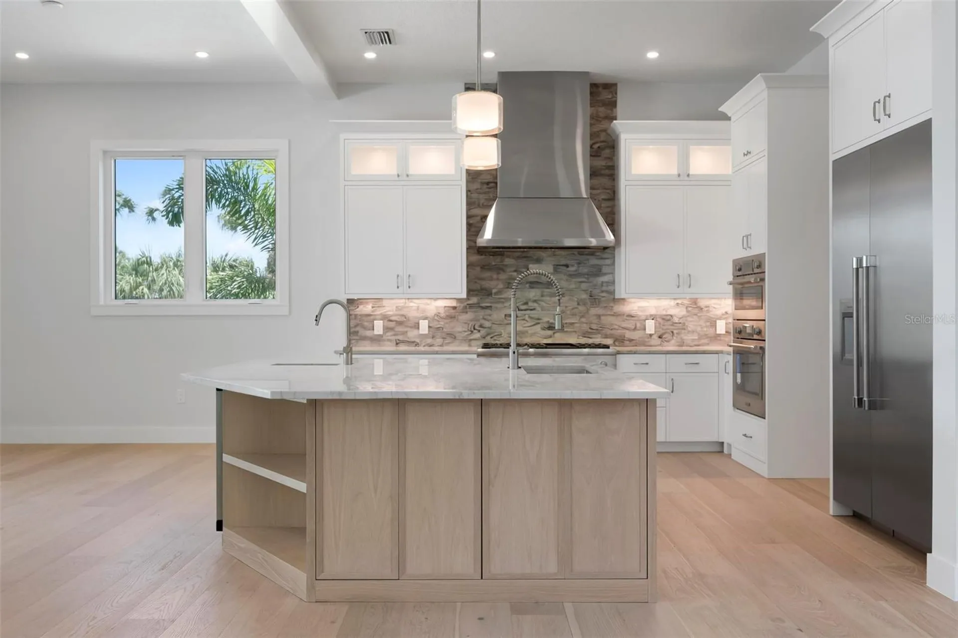 533 Venice Lane Sarasota FL 34242