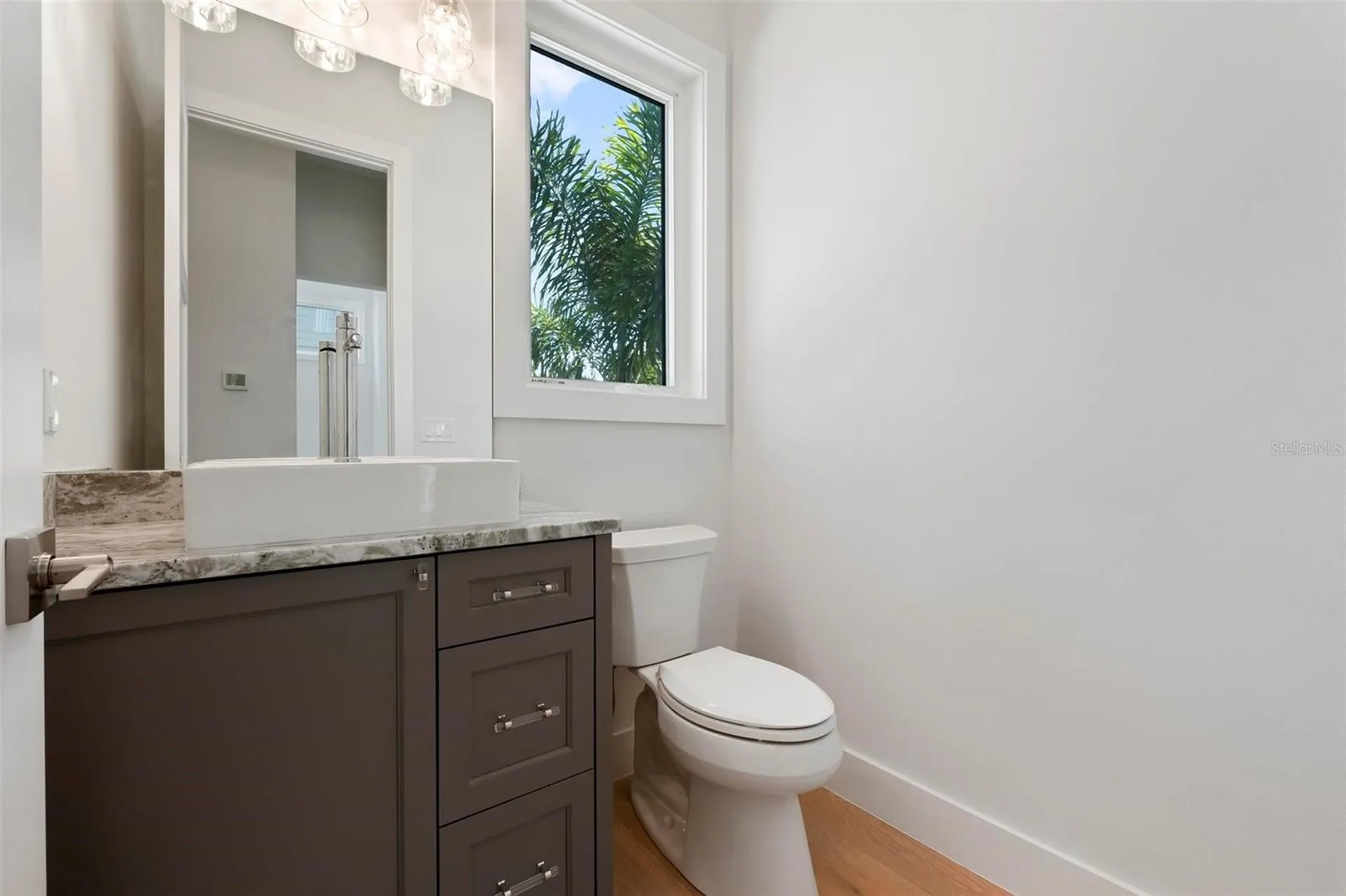533 Venice Lane Sarasota FL 34242