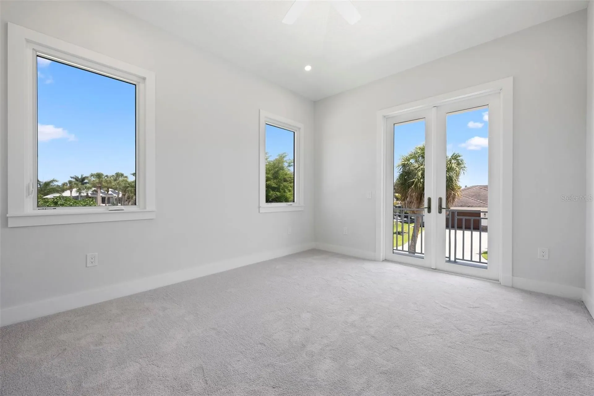 533 Venice Lane Sarasota FL 34242