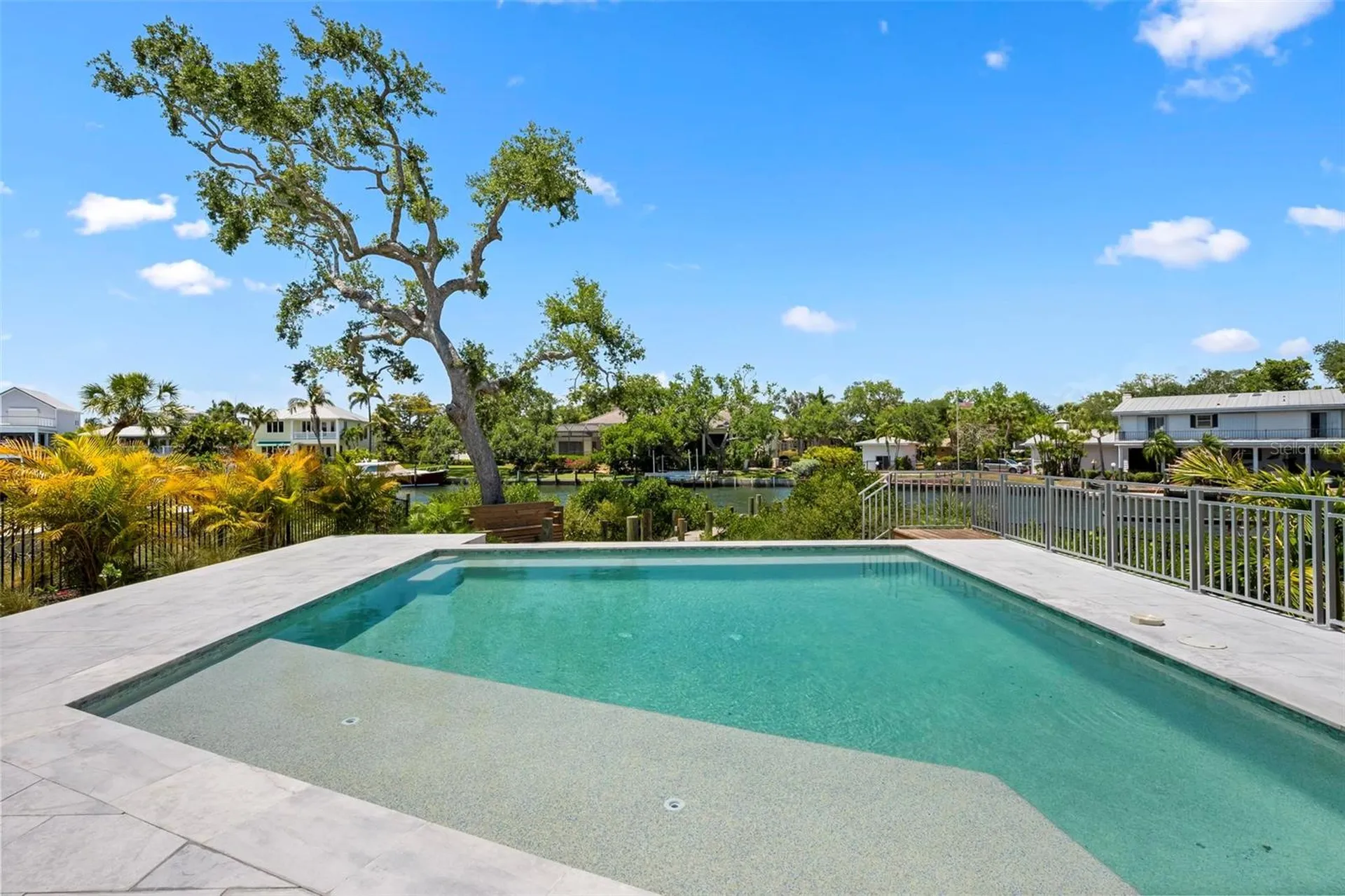 533 Venice Lane Sarasota FL 34242