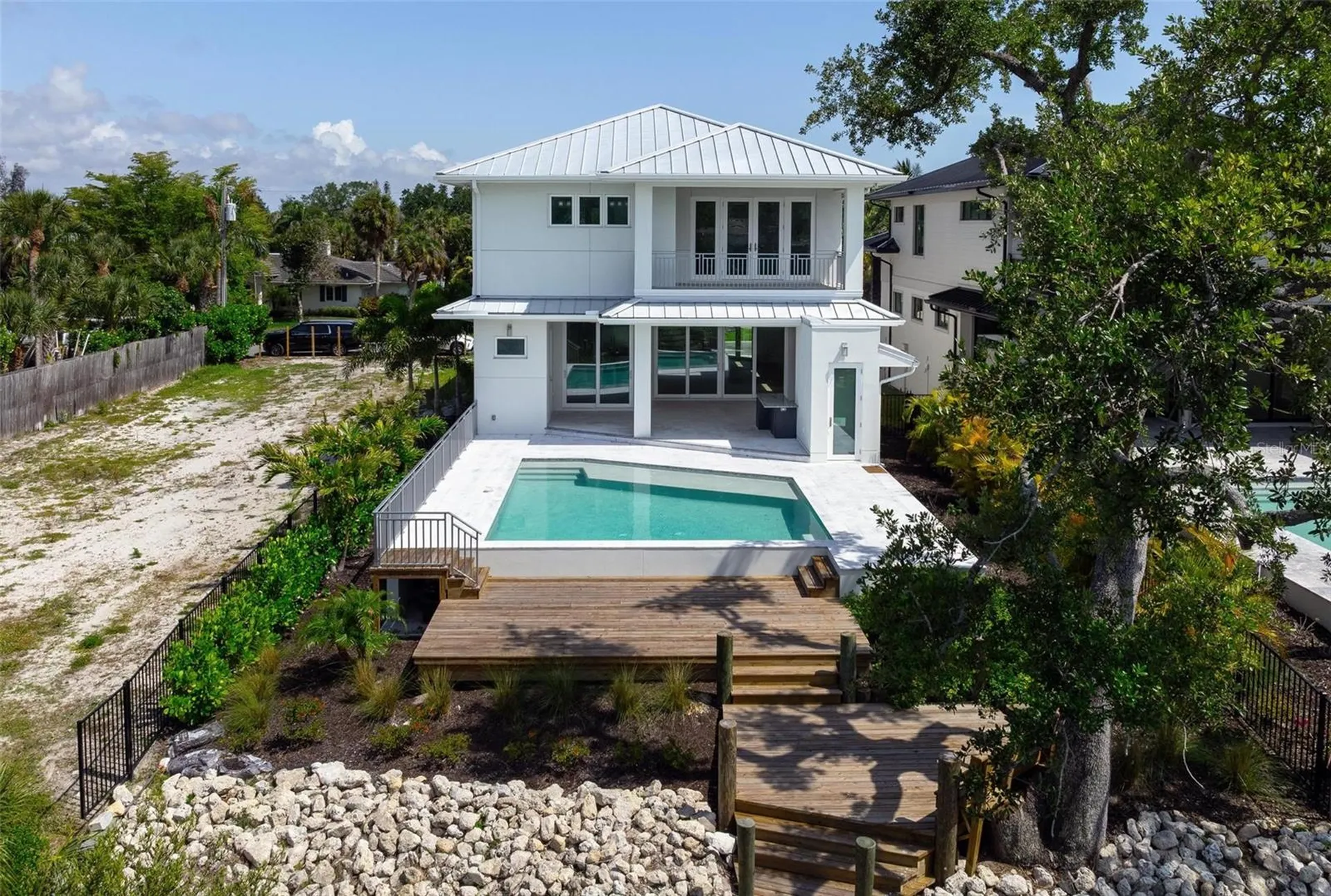533 Venice Lane Sarasota FL 34242