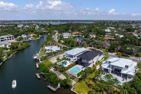 533 Venice Lane Sarasota FL 34242