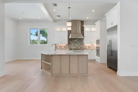 533 Venice Lane Sarasota FL 34242