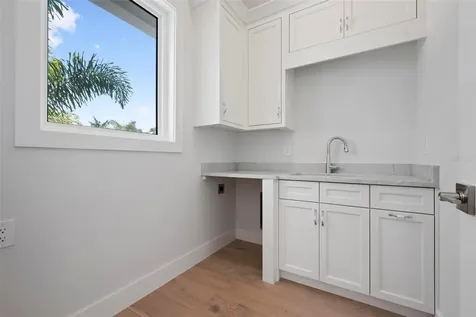 533 Venice Lane Sarasota FL 34242