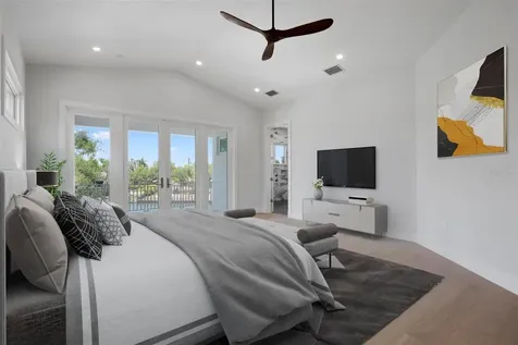533 Venice Lane Sarasota FL 34242