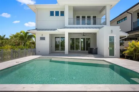 533 Venice Lane Sarasota FL 34242