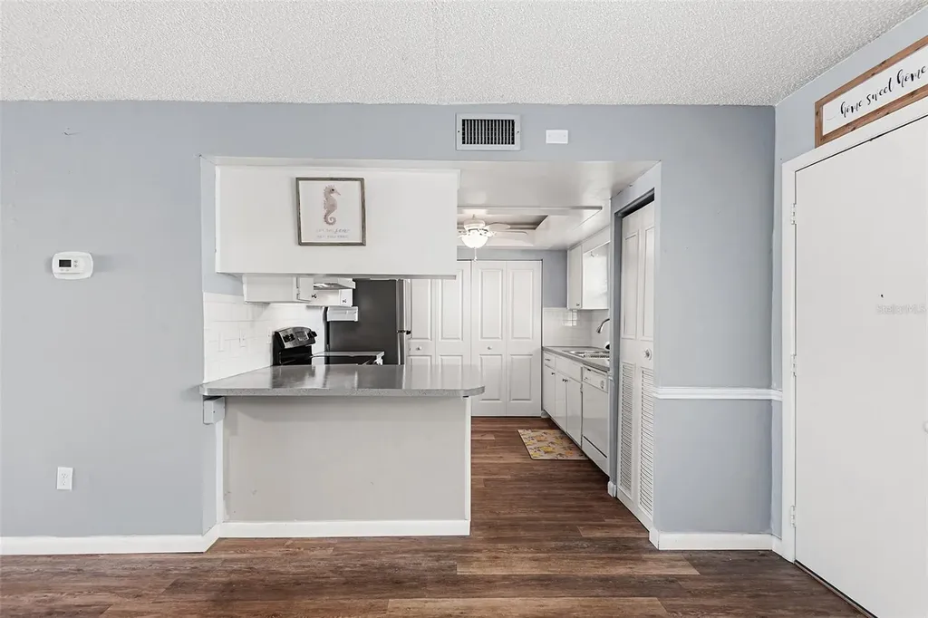 1250 S Pinellas Avenue Tarpon Springs FL 34689