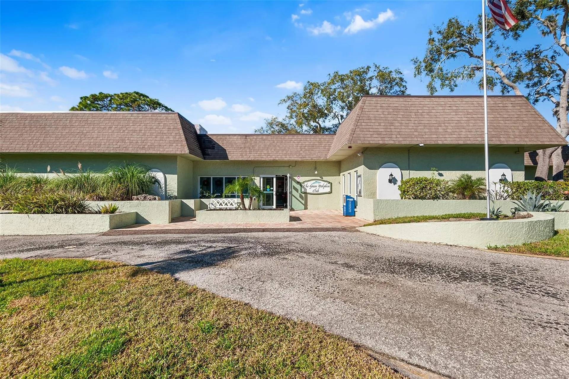 1250 S Pinellas Avenue Tarpon Springs FL 34689