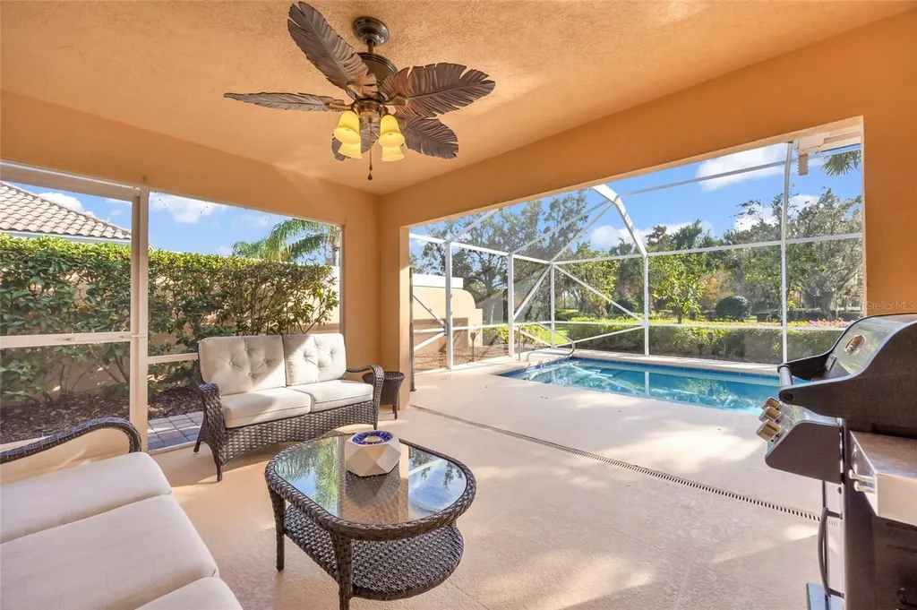 11863 Fiore Drive Orlando FL 32827