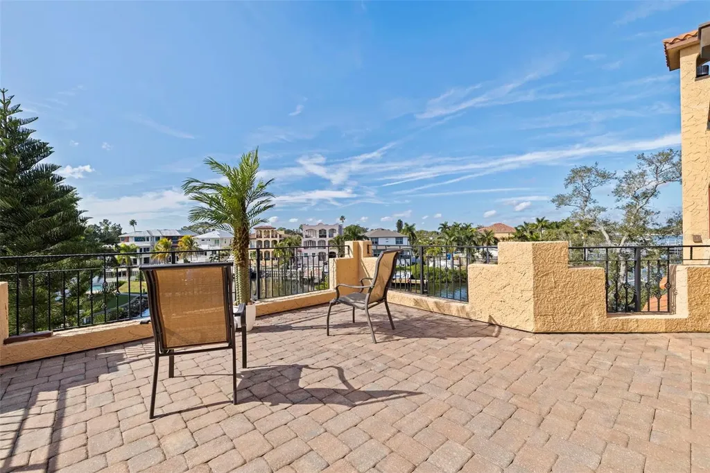1815 Bayou Grande Boulevard NE St Petersburg FL 33703
