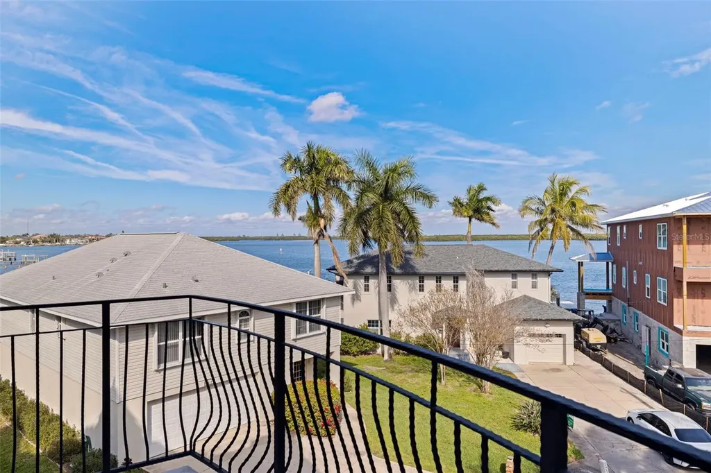1815 Bayou Grande Boulevard NE St Petersburg FL 33703