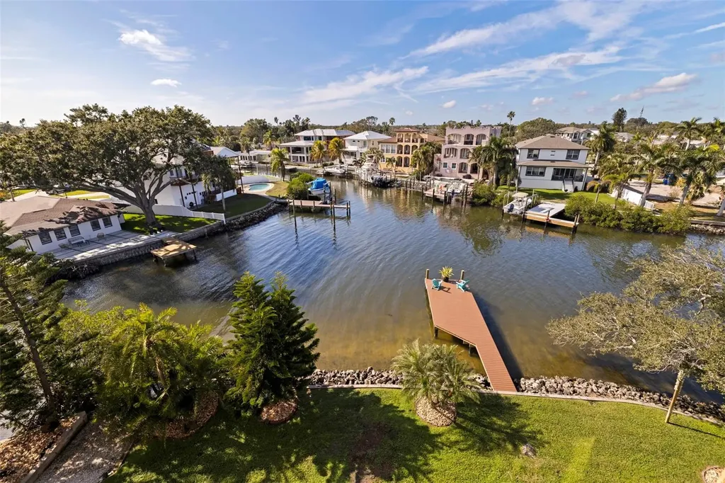 1815 Bayou Grande Boulevard NE St Petersburg FL 33703