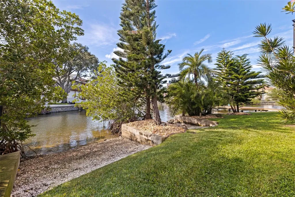1815 Bayou Grande Boulevard NE St Petersburg FL 33703