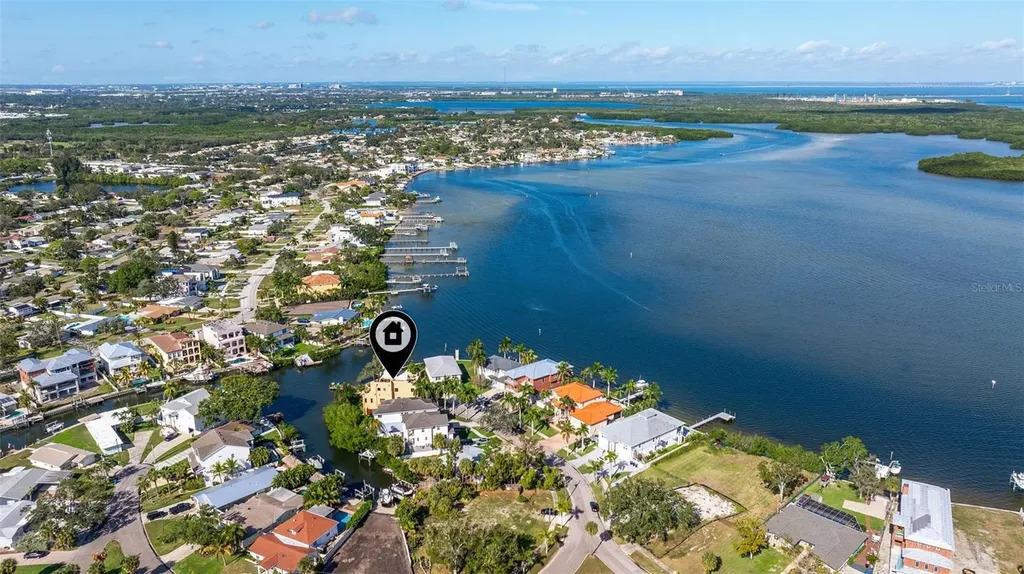 1815 Bayou Grande Boulevard NE St Petersburg FL 33703