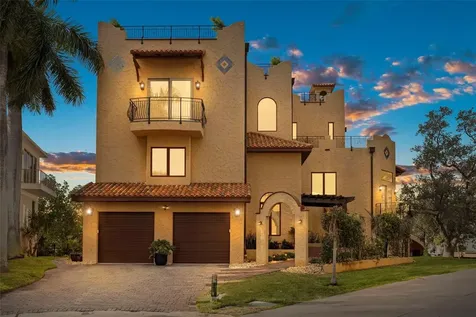 1815 Bayou Grande Boulevard NE St Petersburg FL 33703