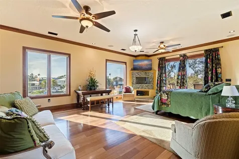 1815 Bayou Grande Boulevard NE St Petersburg FL 33703