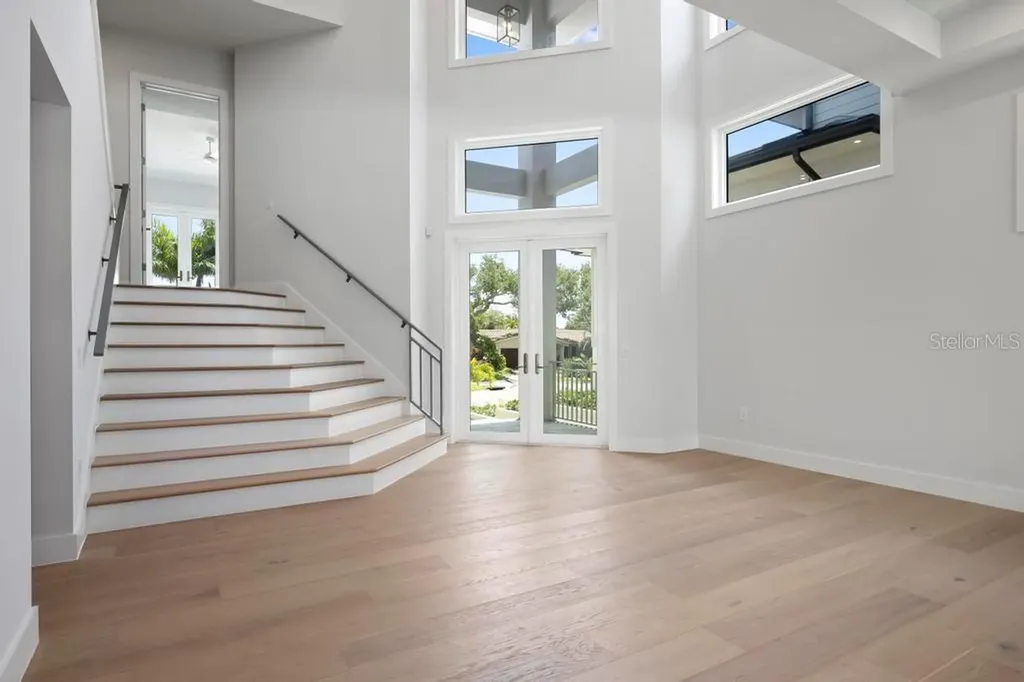 527 Venice Lane Sarasota FL 34242