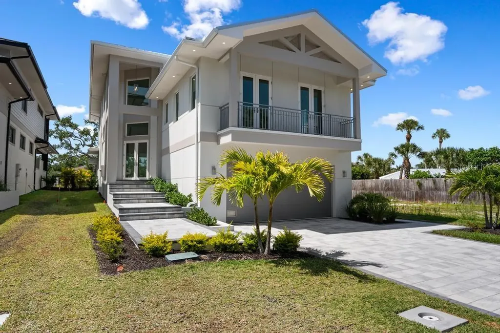 527 Venice Lane Sarasota FL 34242