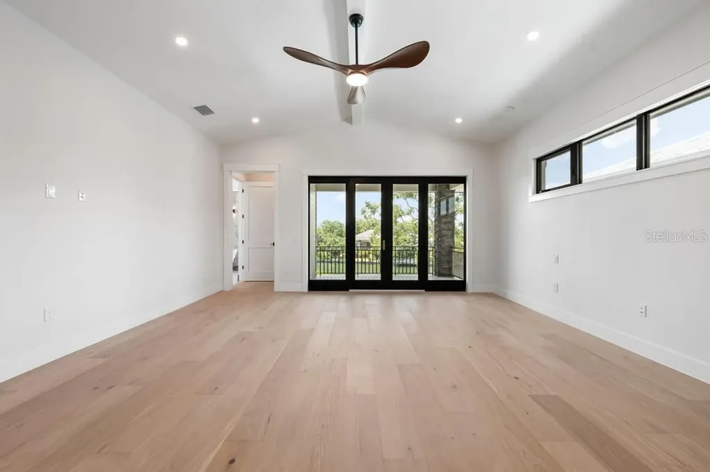 527 Venice Lane Sarasota FL 34242