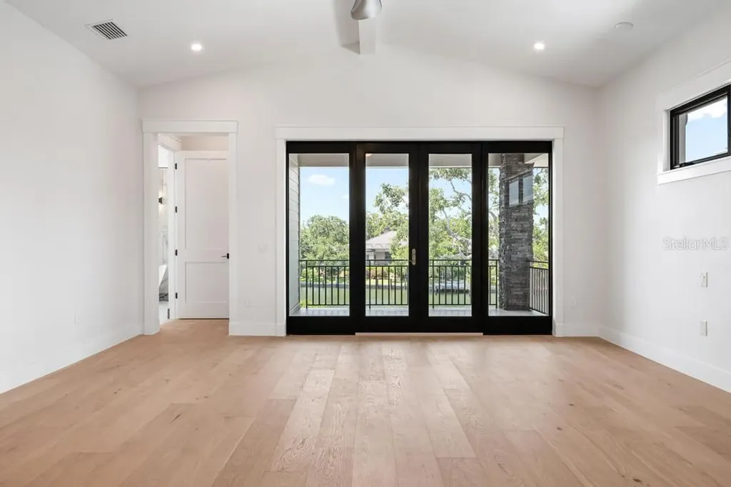 527 Venice Lane Sarasota FL 34242