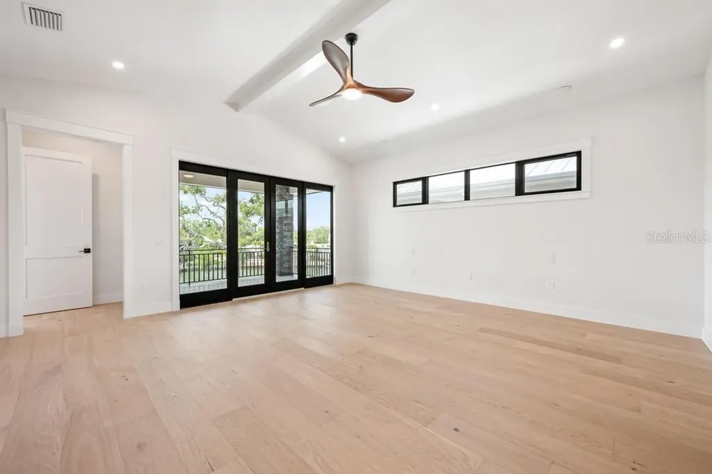 527 Venice Lane Sarasota FL 34242