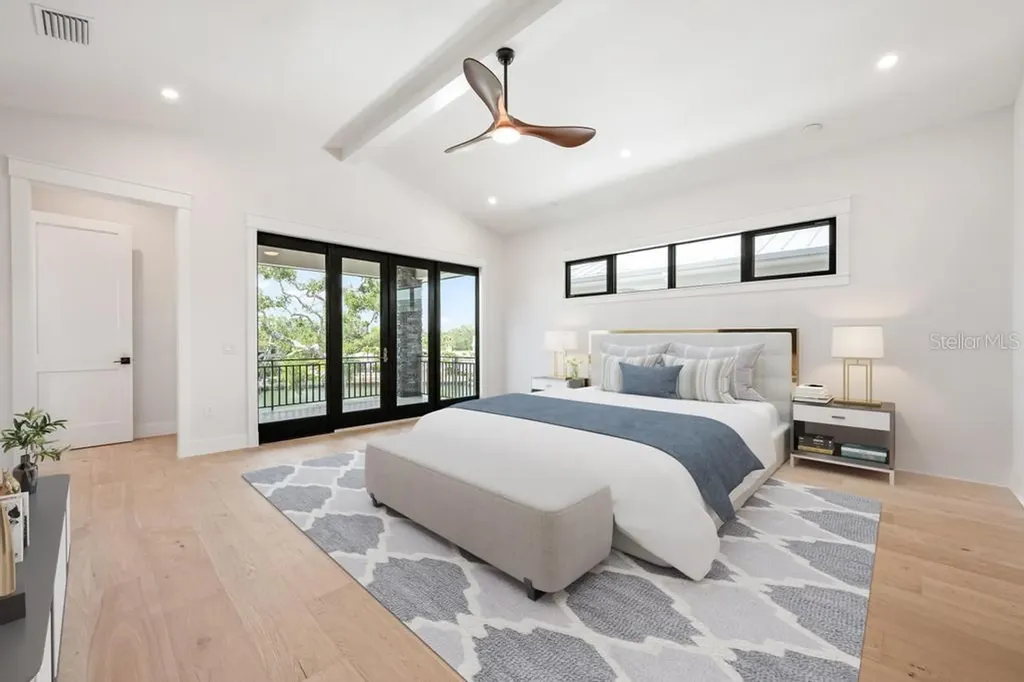 527 Venice Lane Sarasota FL 34242