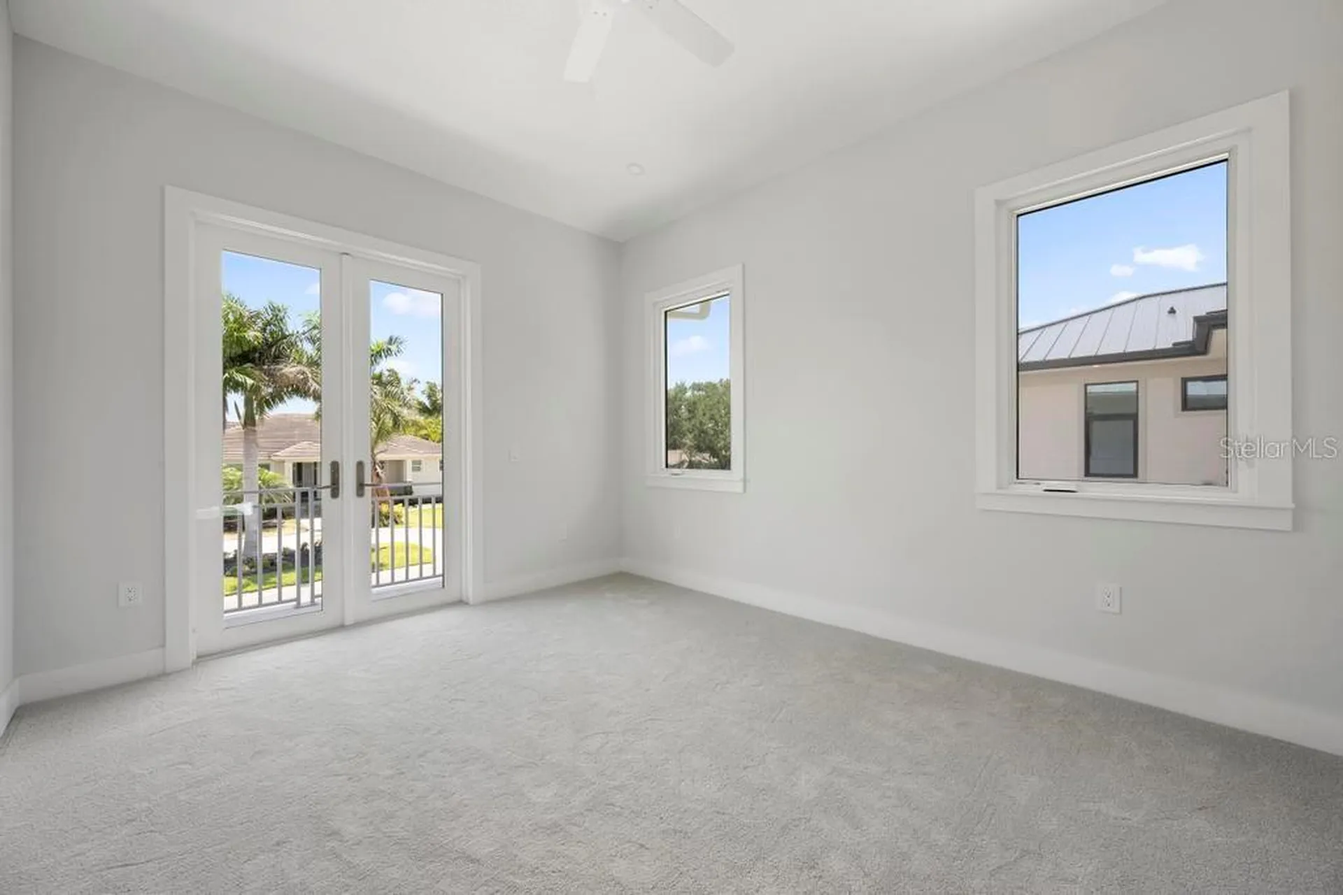 527 Venice Lane Sarasota FL 34242
