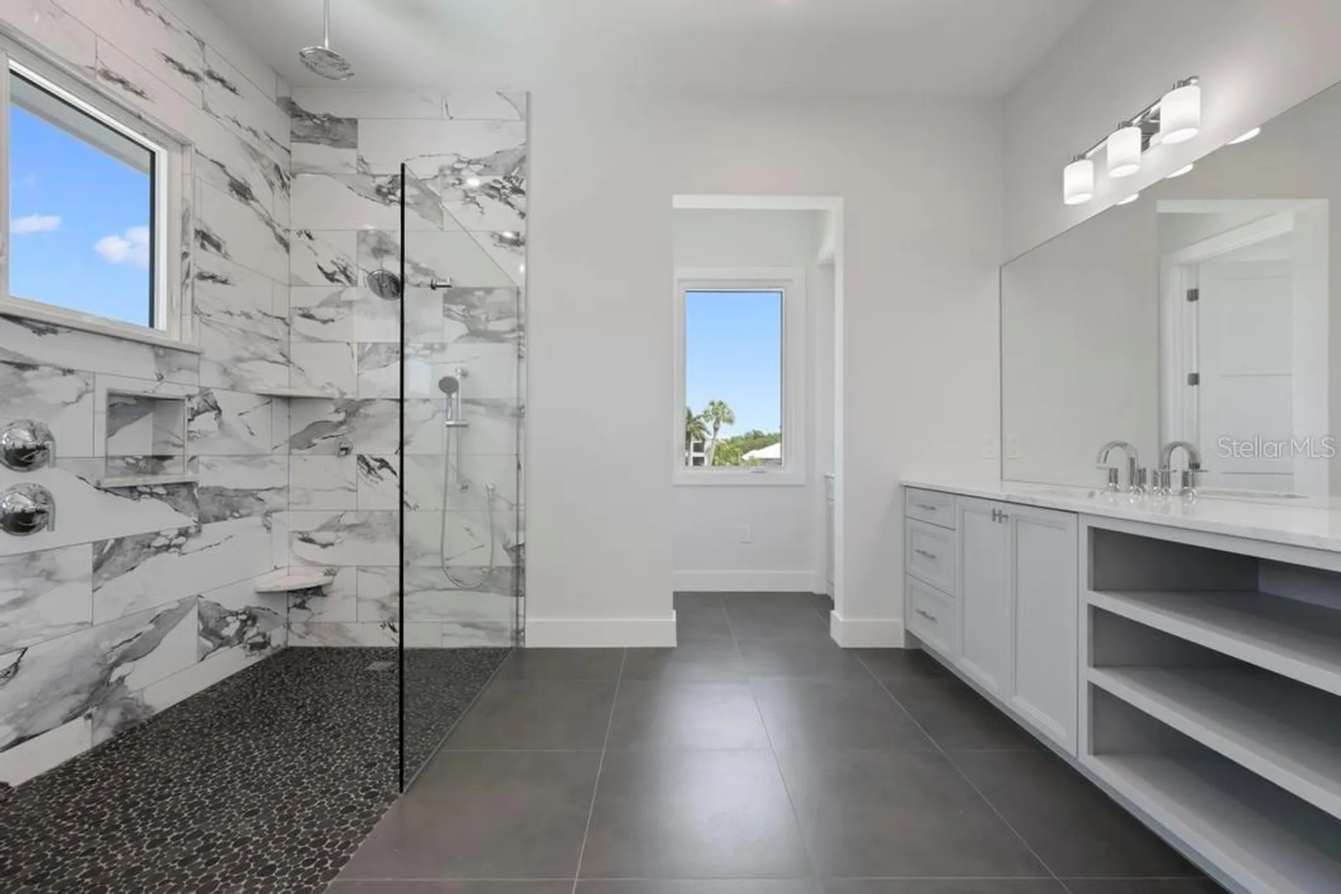 527 Venice Lane Sarasota FL 34242