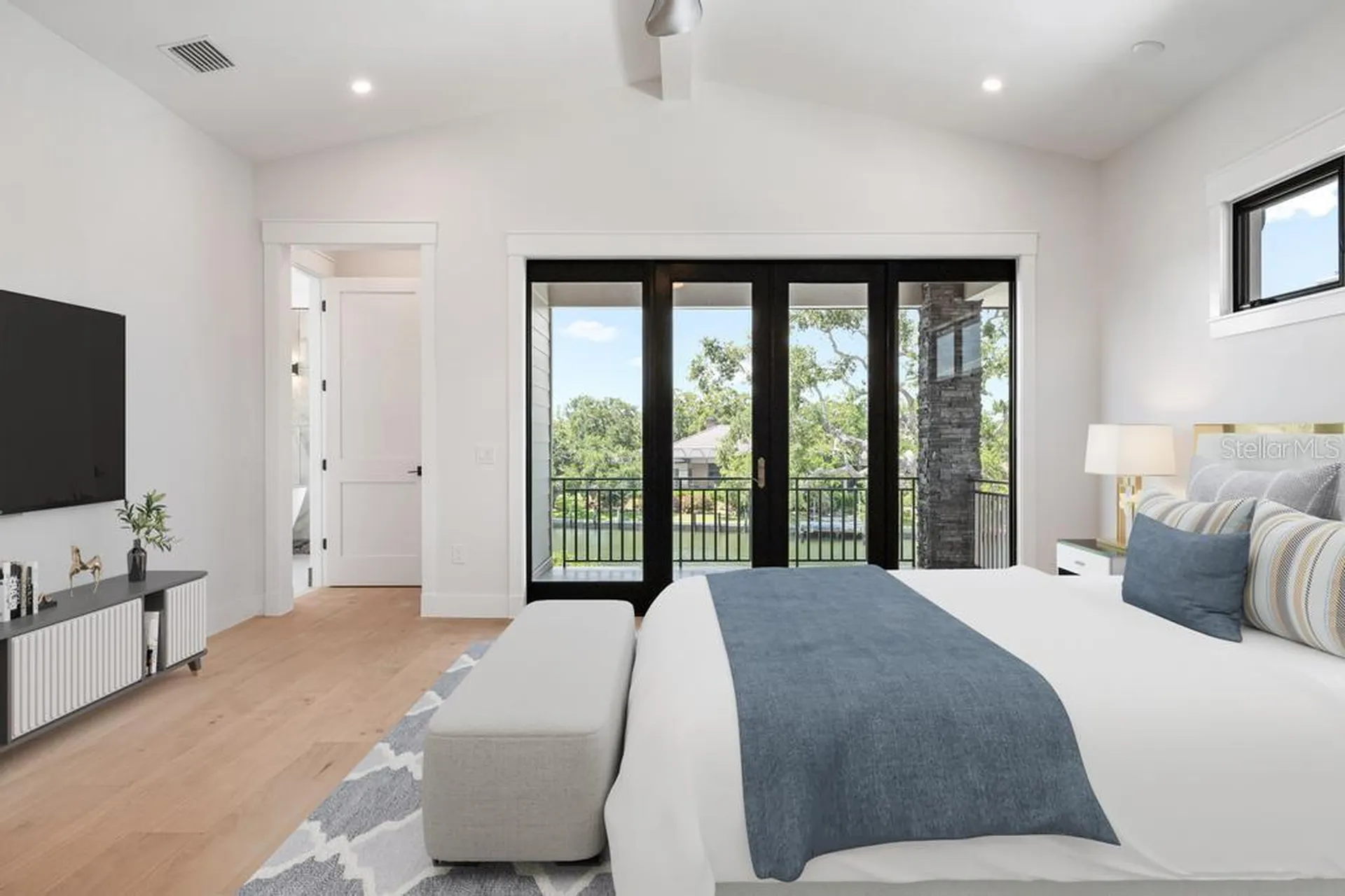527 Venice Lane Sarasota FL 34242
