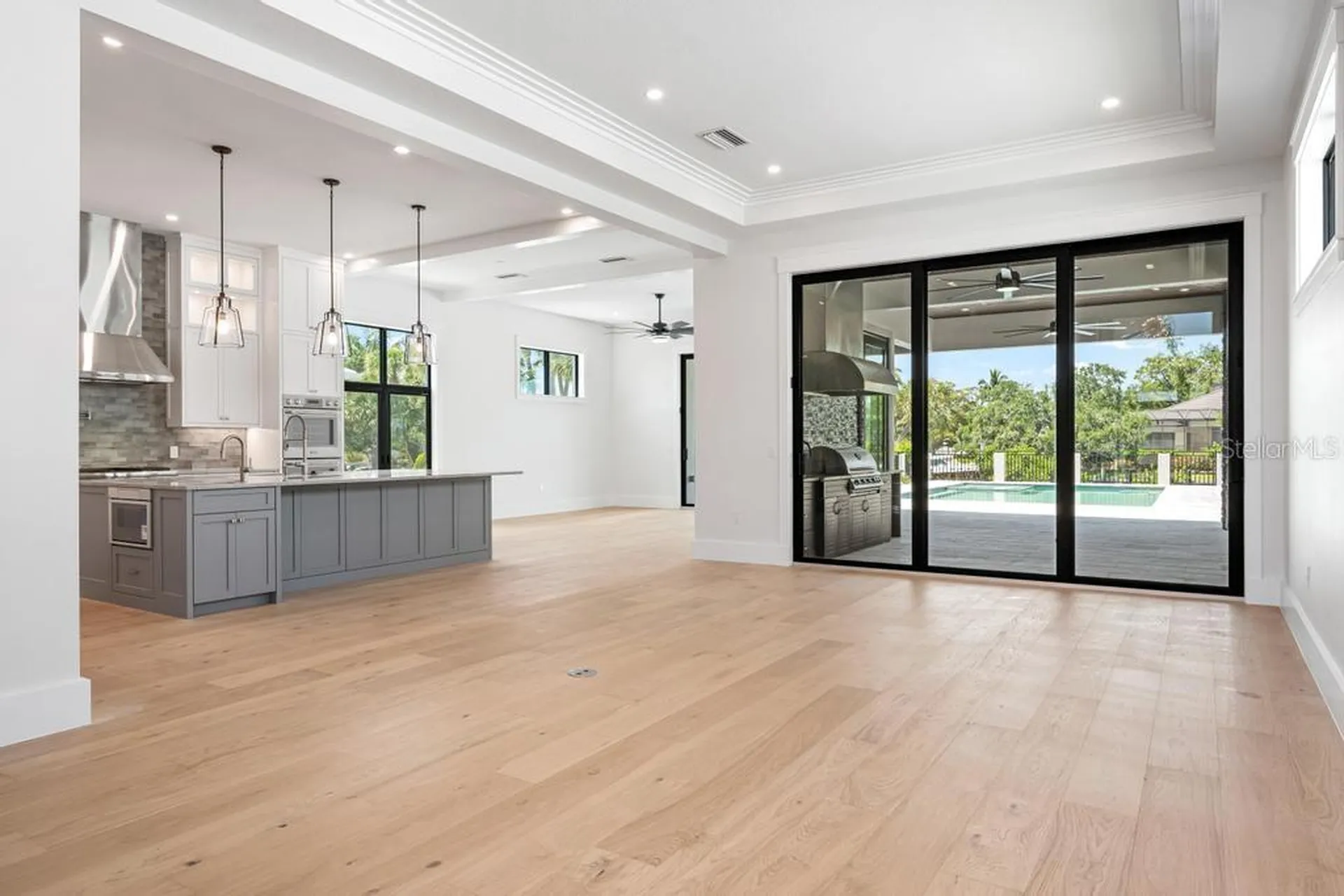 527 Venice Lane Sarasota FL 34242